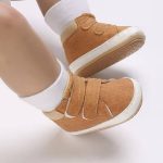 کفش نوزادی بچگانه ساق دار چسبی طرح دومینگو - تصویر 6