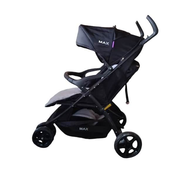 Black-velvet-single-stroller-Max-Delijan-model.jpg ست کالسکه مشکی مخملی مدل مکس دلیجان delijan max - تصویر 1
