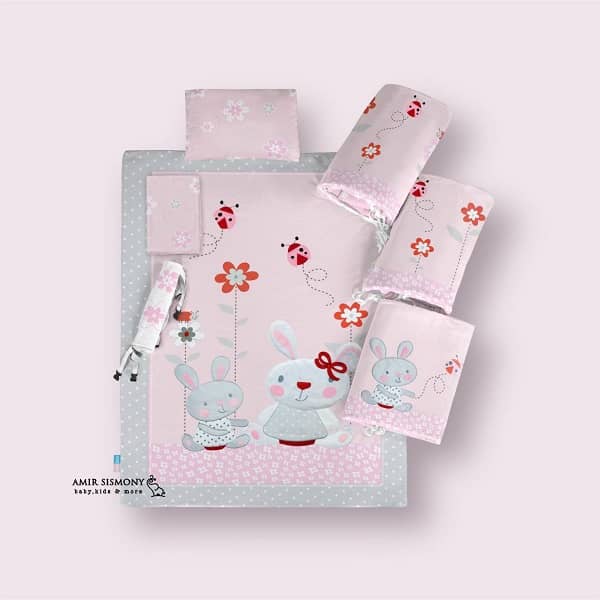 LITTLE-BUNNY-Roseburn-seven-piece-bedding-set.jpg سرویس خواب هفت تکه رزبرن طرح LITTLE BUNNY - تصویر 1