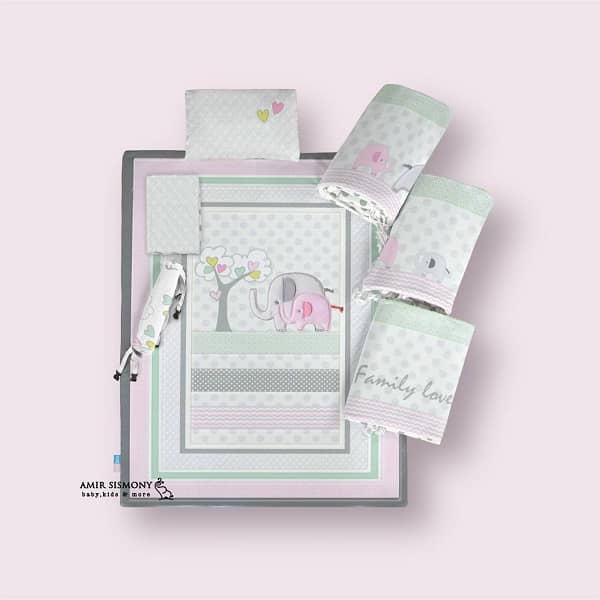 Roseburn-seven-piece-bed-set-FAMILY-LOVE-GIRL-design.jpg سرویس خواب هفت تکه رزبرن طرح FAMILY LOVE-GIRL - تصویر 1