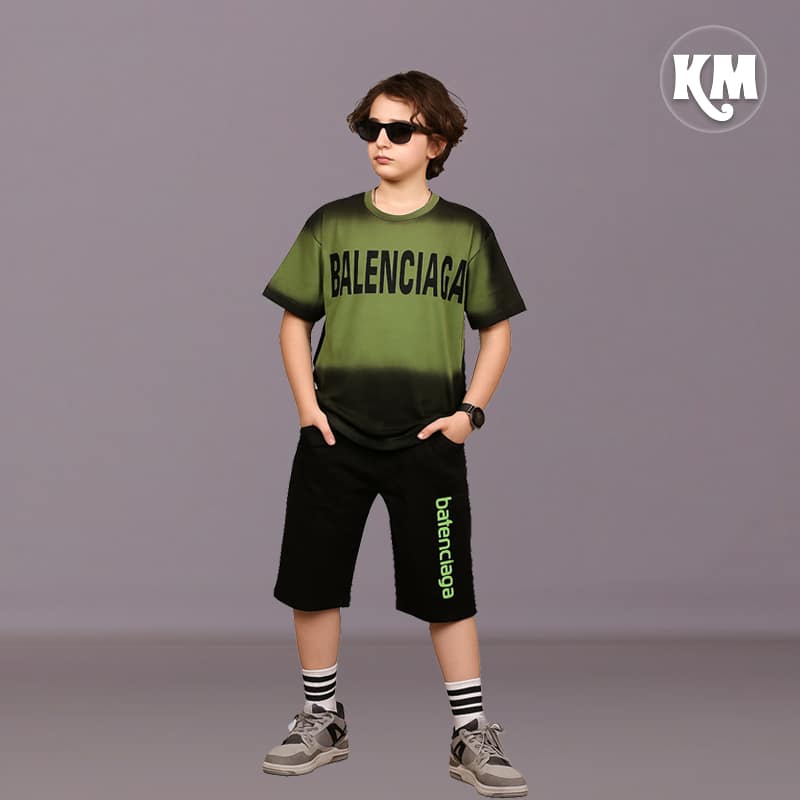 تیشرت-شلوارک-پسرانه-بالنسیا-.jpg تیشرت شلوارک پسرانه Balenciaga - تصویر 1